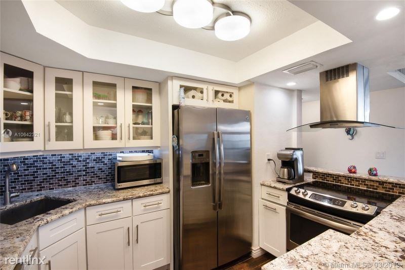 1775 Washington St F6 - Photo 2 of 12