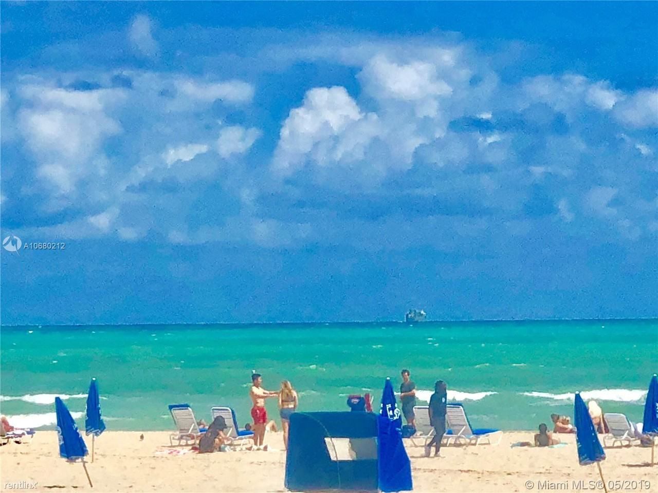 753 Michigan Ave - Photo 3 of 17