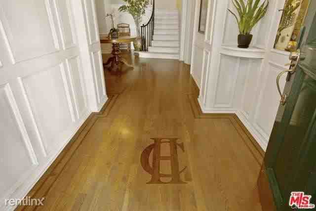 1416 Havenhurst Dr - Photo 2 of 10