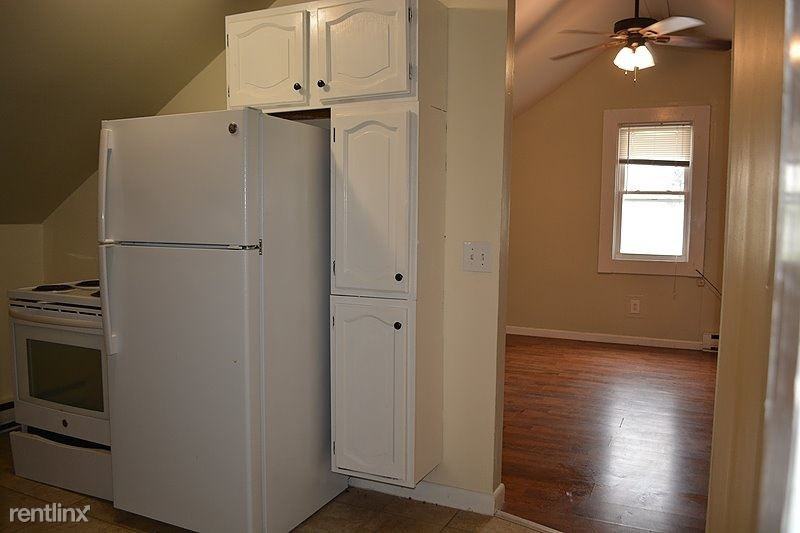 119 Hawthorne Avenue - Photo 2 of 10