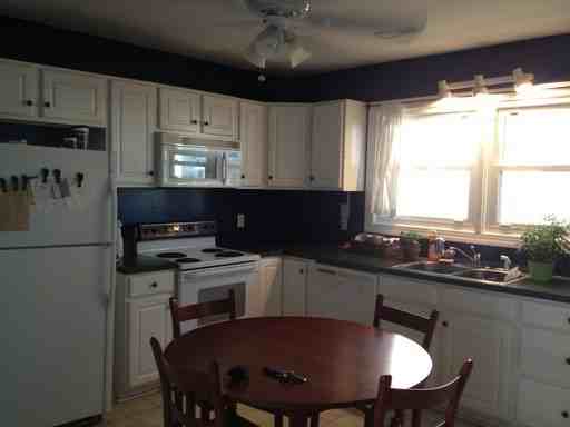 210 Thompson St - Photo 2 of 7