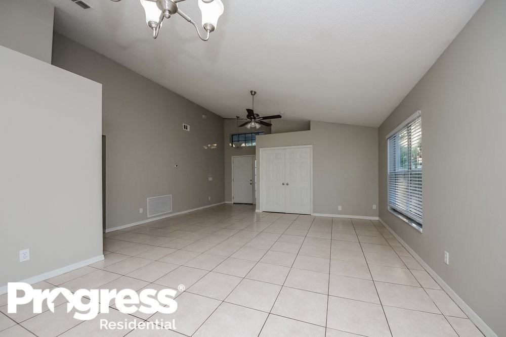 8661 Fort Jefferson Blvd - Photo 3 of 16