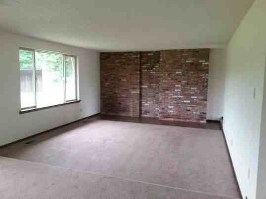 30411 8th Ave E - Photo 3 of 19