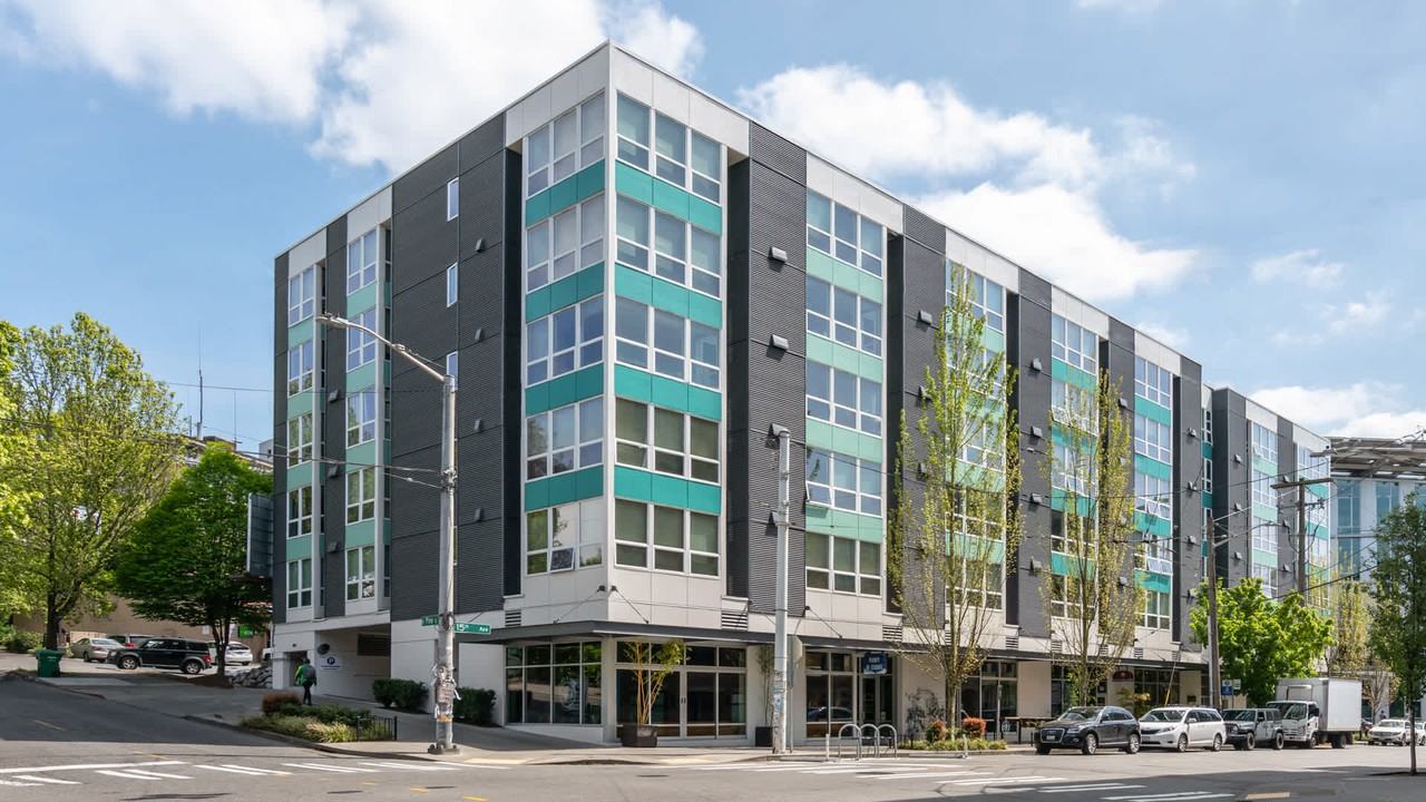 The Pearl - Photo 5 of 49