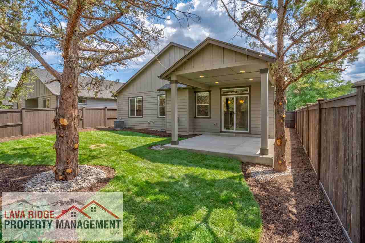 1972 Northeast Cliff Drive - Photo 2 of 18