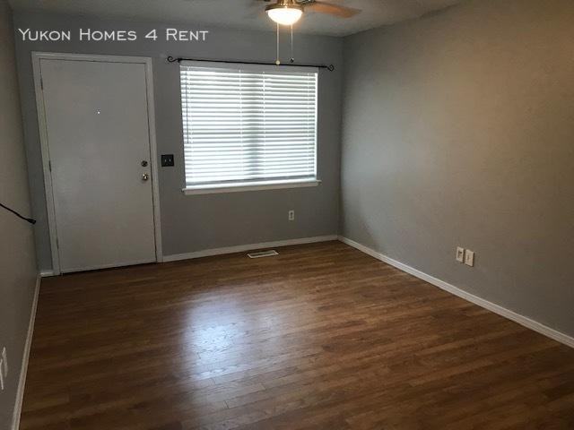 13905 Jeffrey Dr - Photo 2 of 16