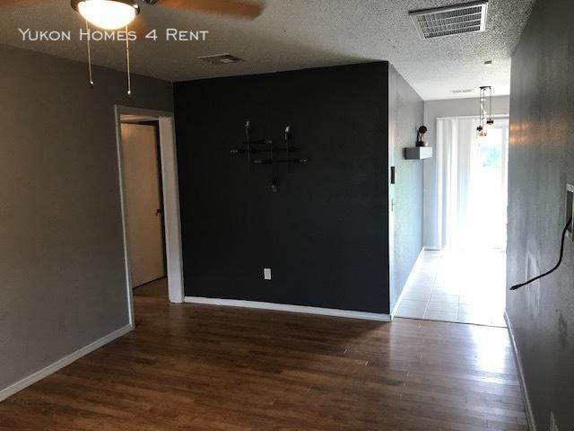 13905 Jeffrey Dr - Photo 3 of 16