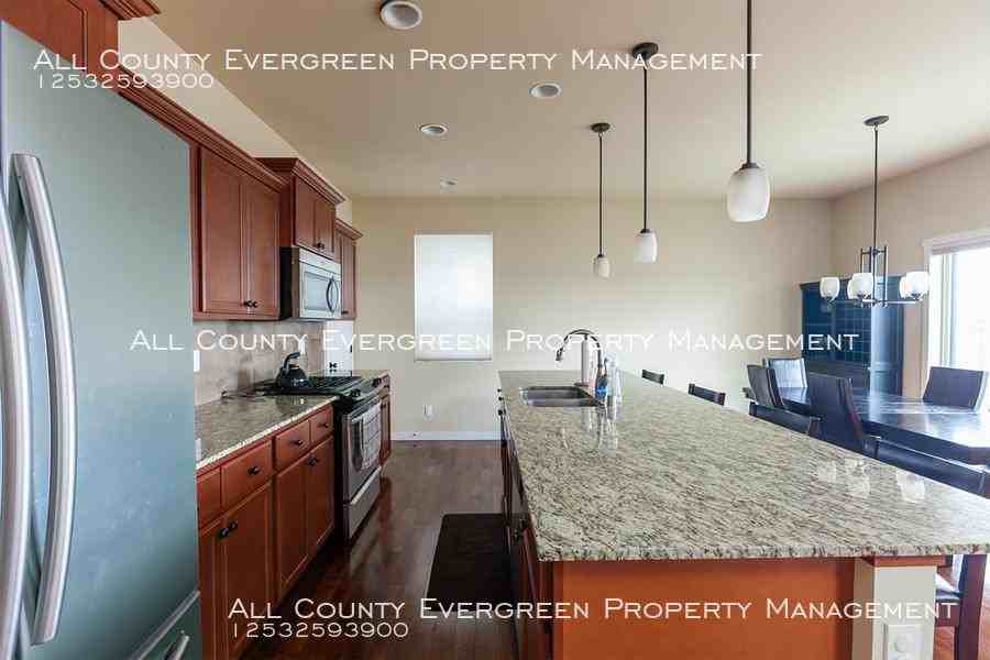 2315 56th St SE - Photo 3 of 14