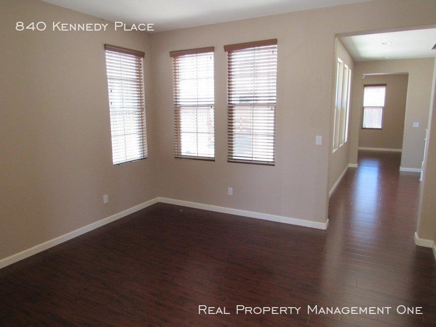 840 Kennedy Pl - Photo 3 of 30