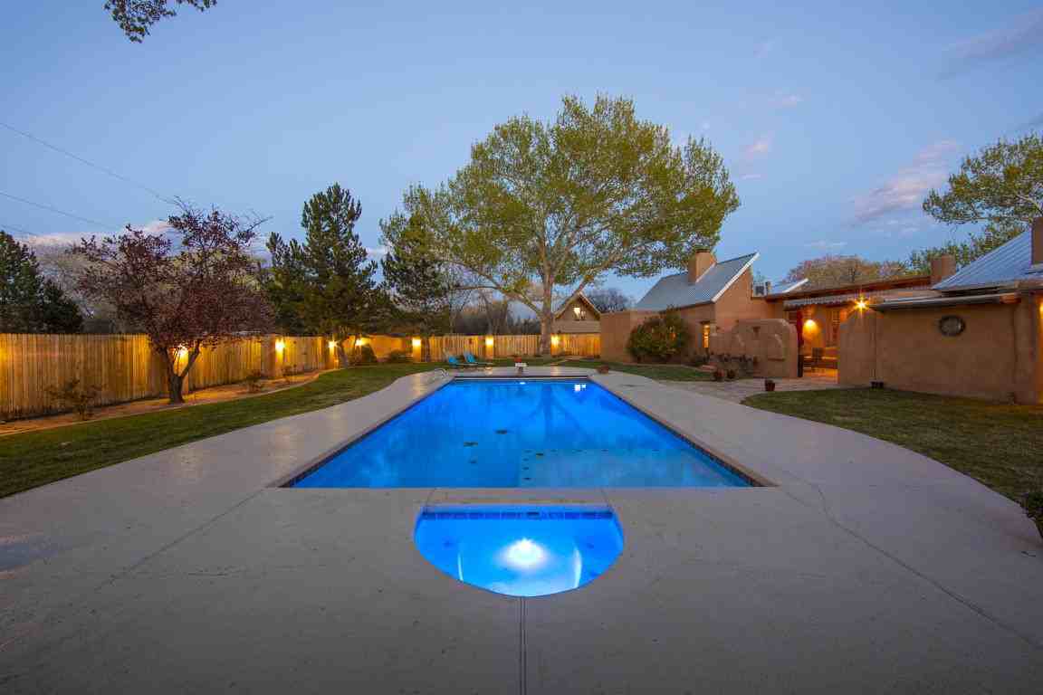 819 El Alhambra Cir NW - Photo 3 of 50