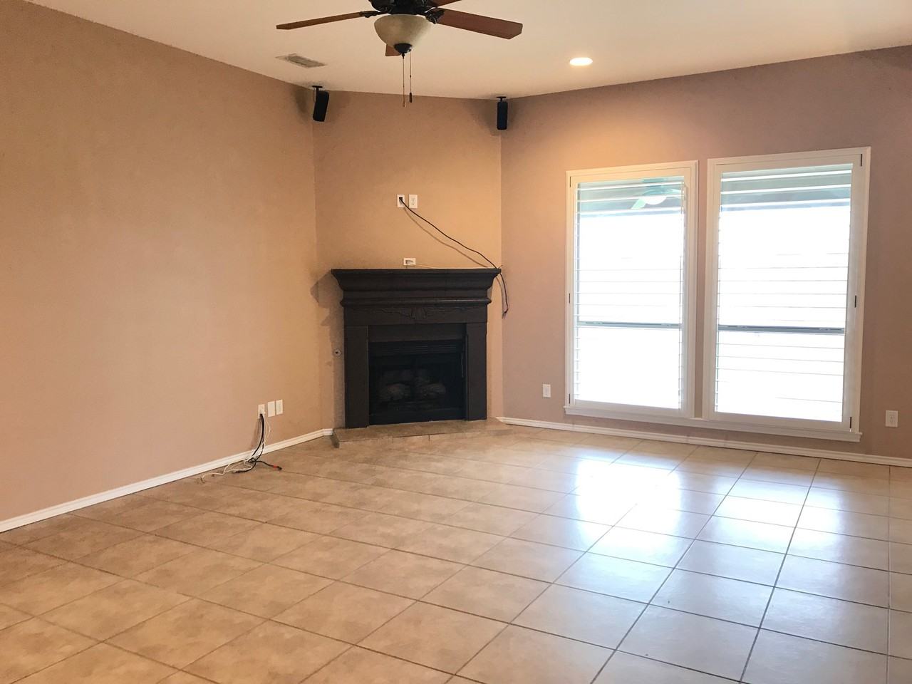 5717 San Saba Ave - Photo 3 of 24