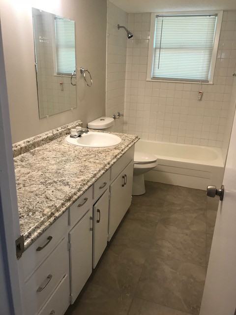 103 E Adrian Dr - Photo 2 of 21