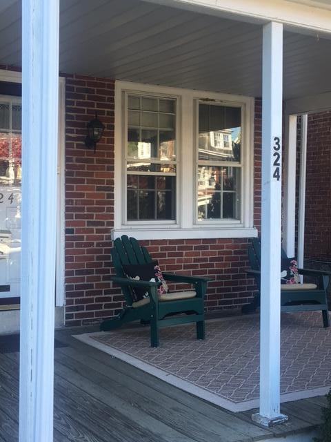 324 College Ave - Photo 2 of 19