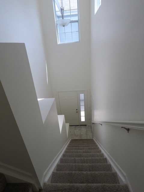 744 Redwood Ln - Photo 2 of 10