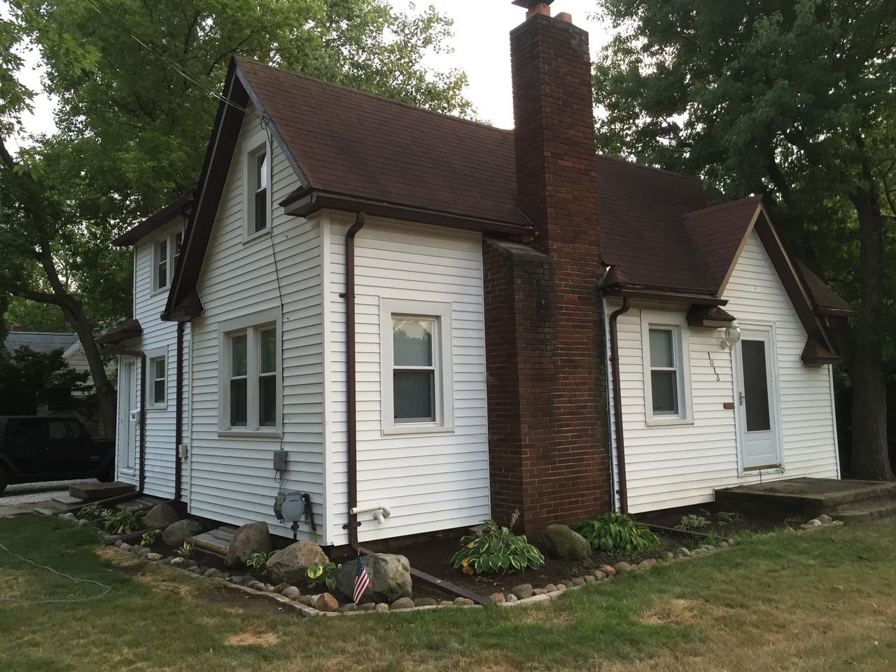 1013 Lilac Avenue, East Lansing, MI 48823 2 Bedroom ...