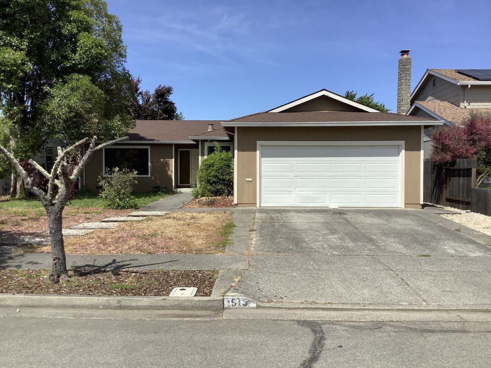 1913 Contra Costa Ave Santa Rosa Ca 95405 3 Bedroom Apartment