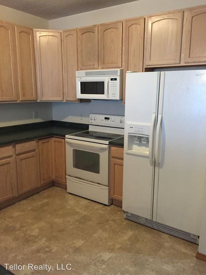 5119 Ramsey St - Photo 2 of 7