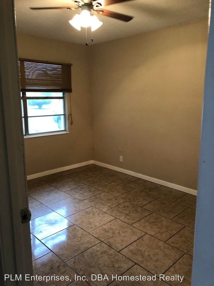 5355 Laverna Dr - Photo 2 of 11