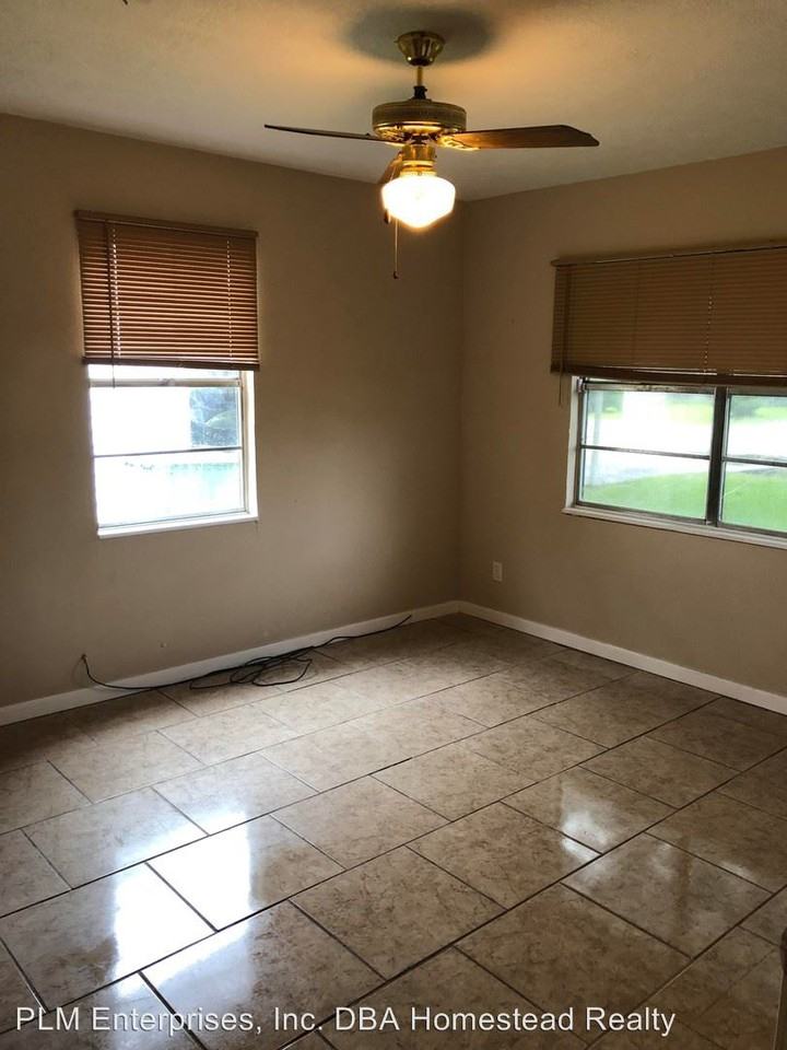 5355 Laverna Dr - Photo 3 of 11