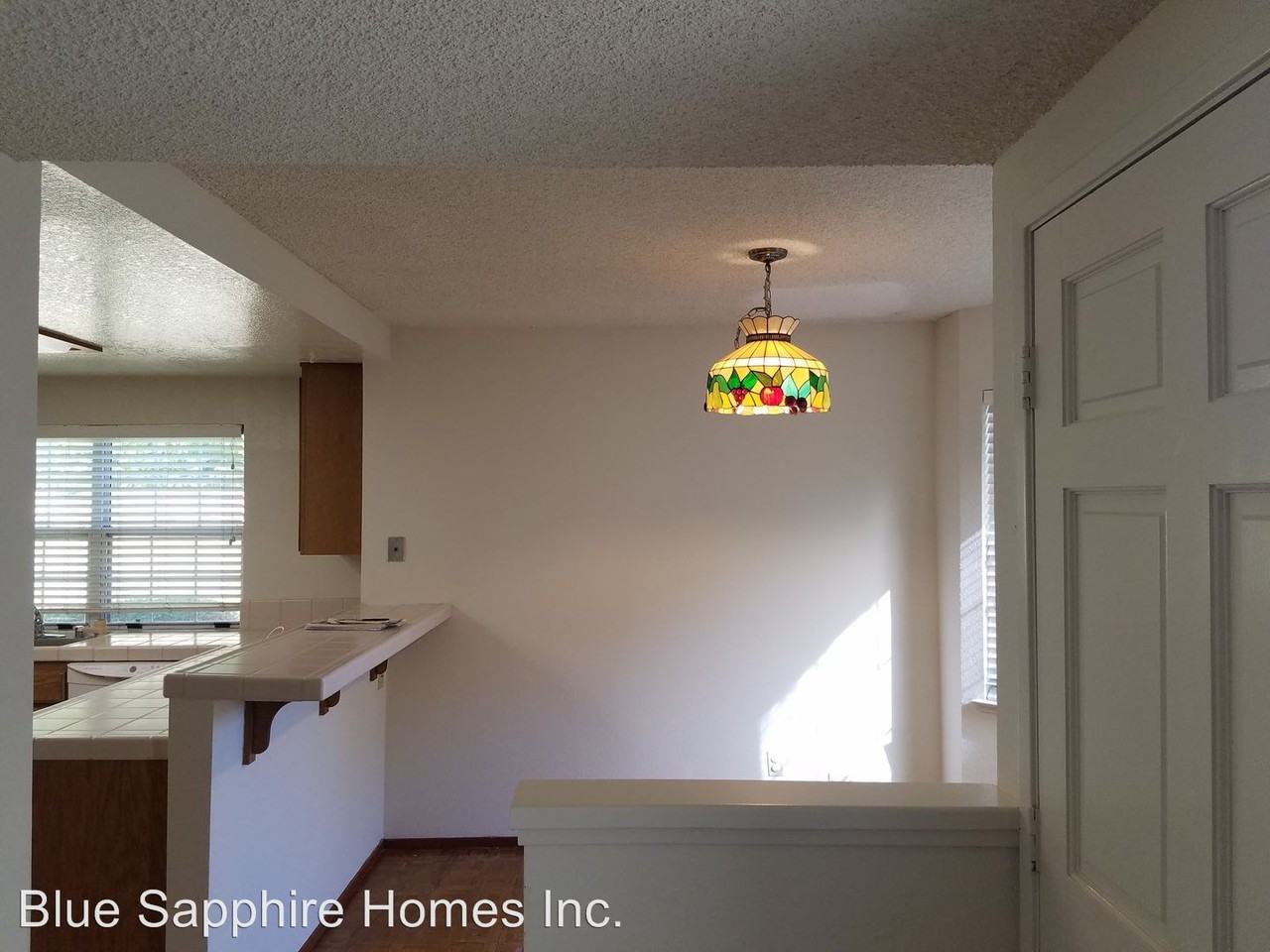 1941 Stratton Cir - Photo 3 of 25