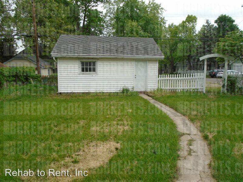 1501 Glenbeck Avenue - Photo 3 of 12