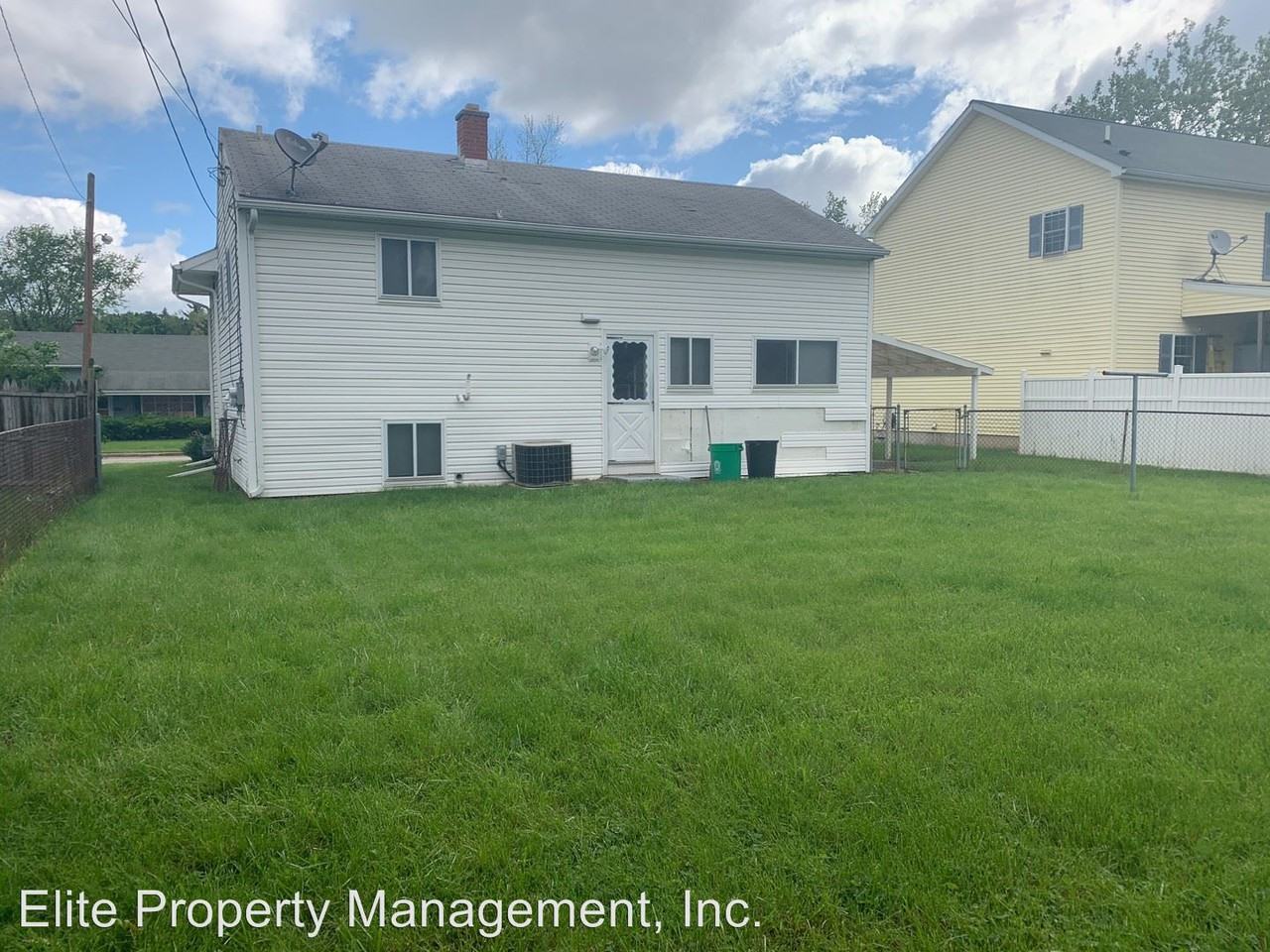 1400 Devers Rd - Photo 2 of 21