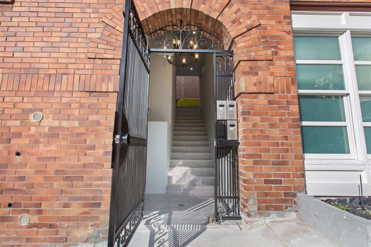 590 Lombard St - Photo 3 of 33