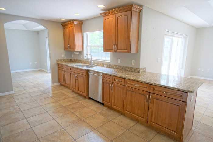 15026 Southfork Dr - Photo 2 of 22