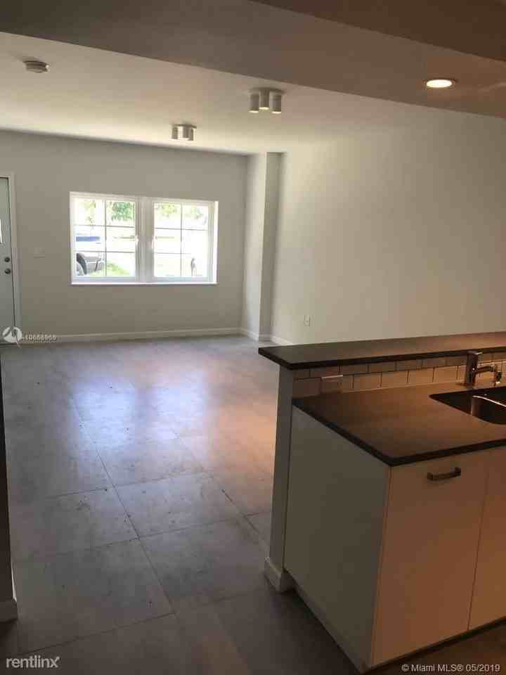 3069 SW 7th St - Photo 2 of 6