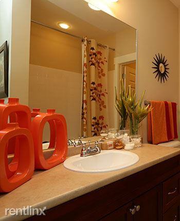 WAYCREST DRIVE SW ATLANTA - Photo 2 of 14