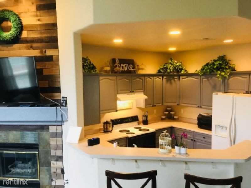 3995 S Dillon way 206 - Photo 2 of 13