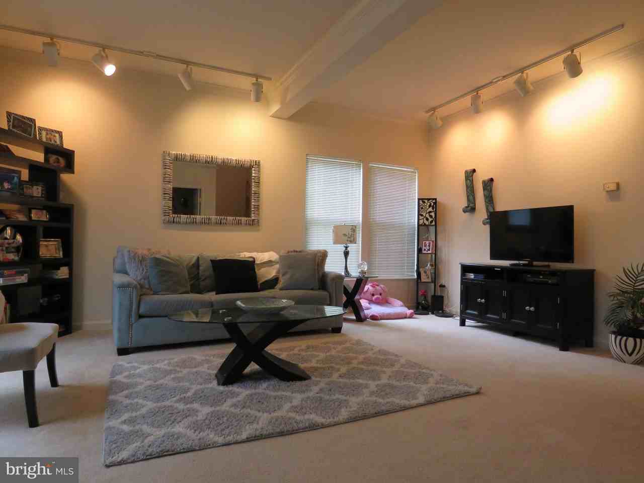 6514 Osprey Point Ln - Photo 2 of 27