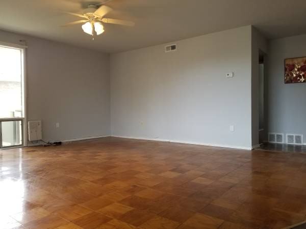 7248 Donnell Pl #D6 - Photo 3 of 5