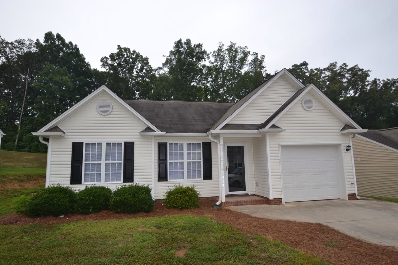 1992 Tea Berry Ln - Photo 2 of 10