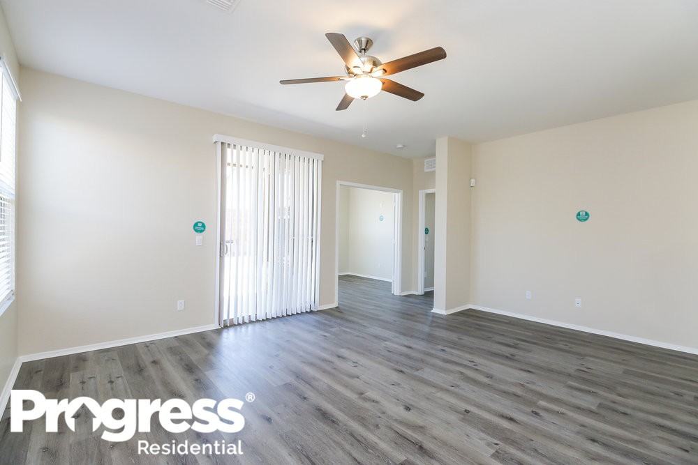 3315 W Saint Anne Ave - Photo 3 of 16