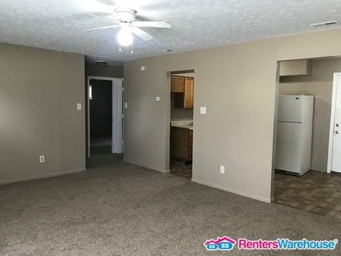 9252 Harold Dr - Photo 3 of 17