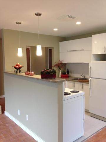 340 Arlington - Photo 3 of 4