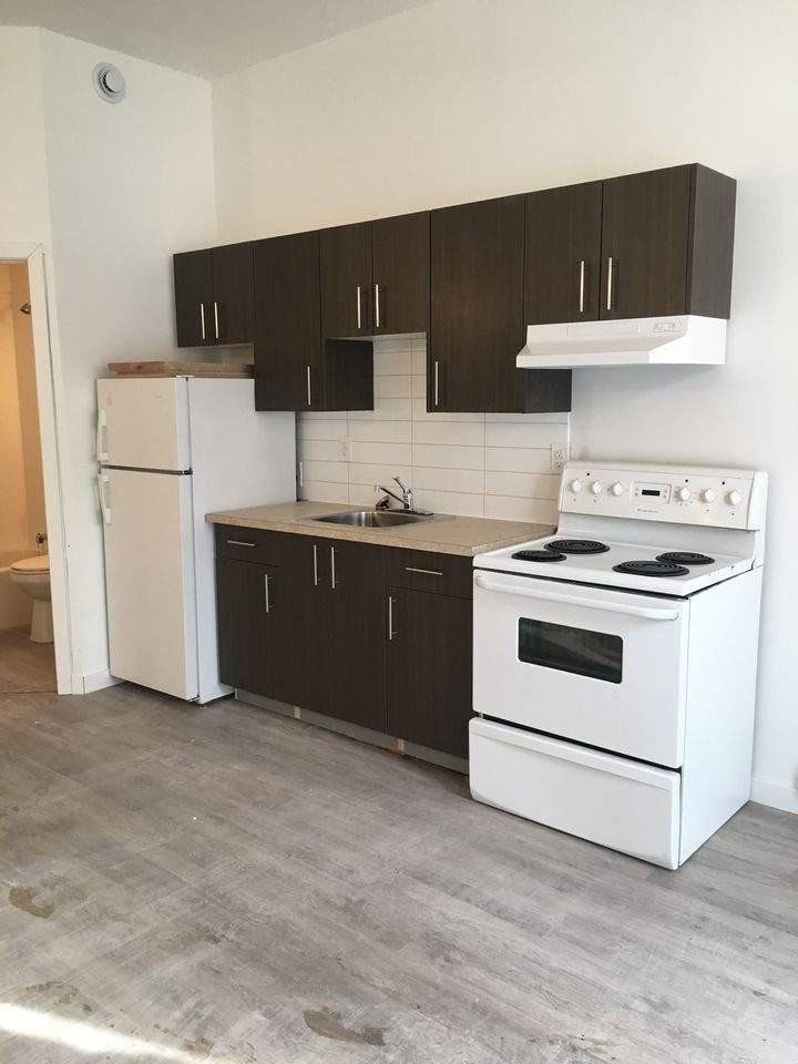 135 Mayfair Avenue - Photo 2 of 5