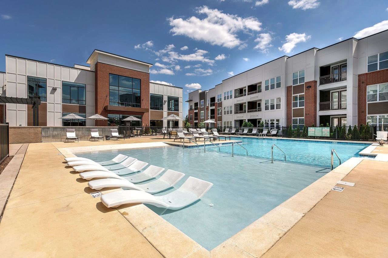 Mosby Cool Springs Apartments - 2007 Knoll Top Lane, Franklin, TN 37067 ...