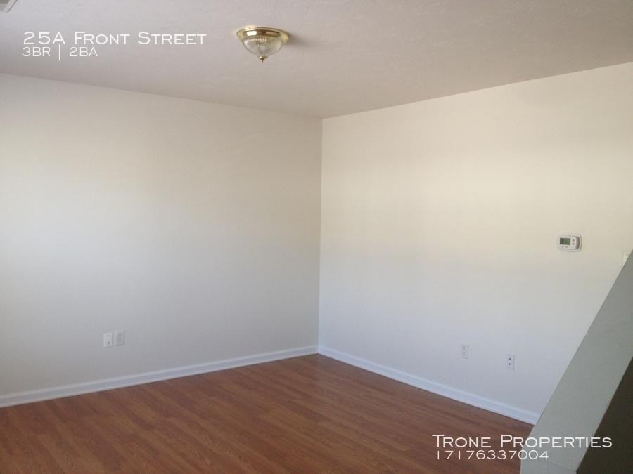 25a Front St - Photo 2 of 5