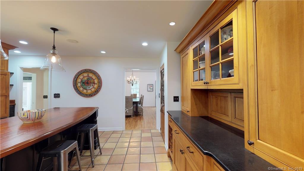 375 Good Hill Rd - Photo 3 of 34