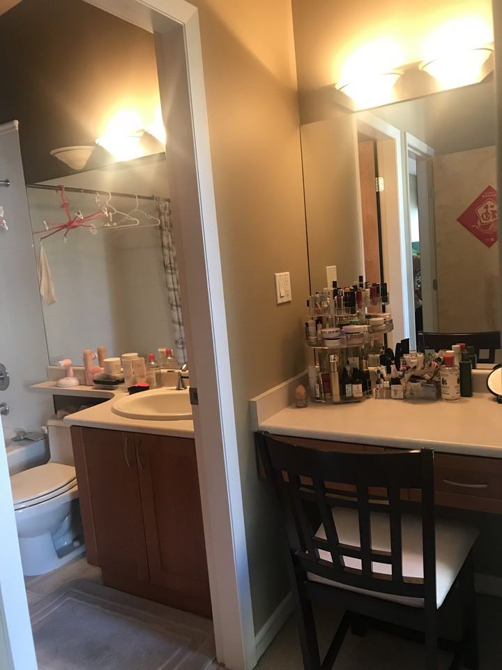 2688 Vine Street - Photo 3 of 10