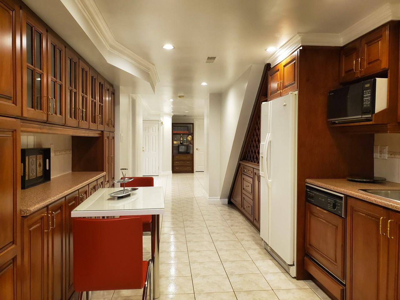 97 Melville Avenue - Photo 2 of 11