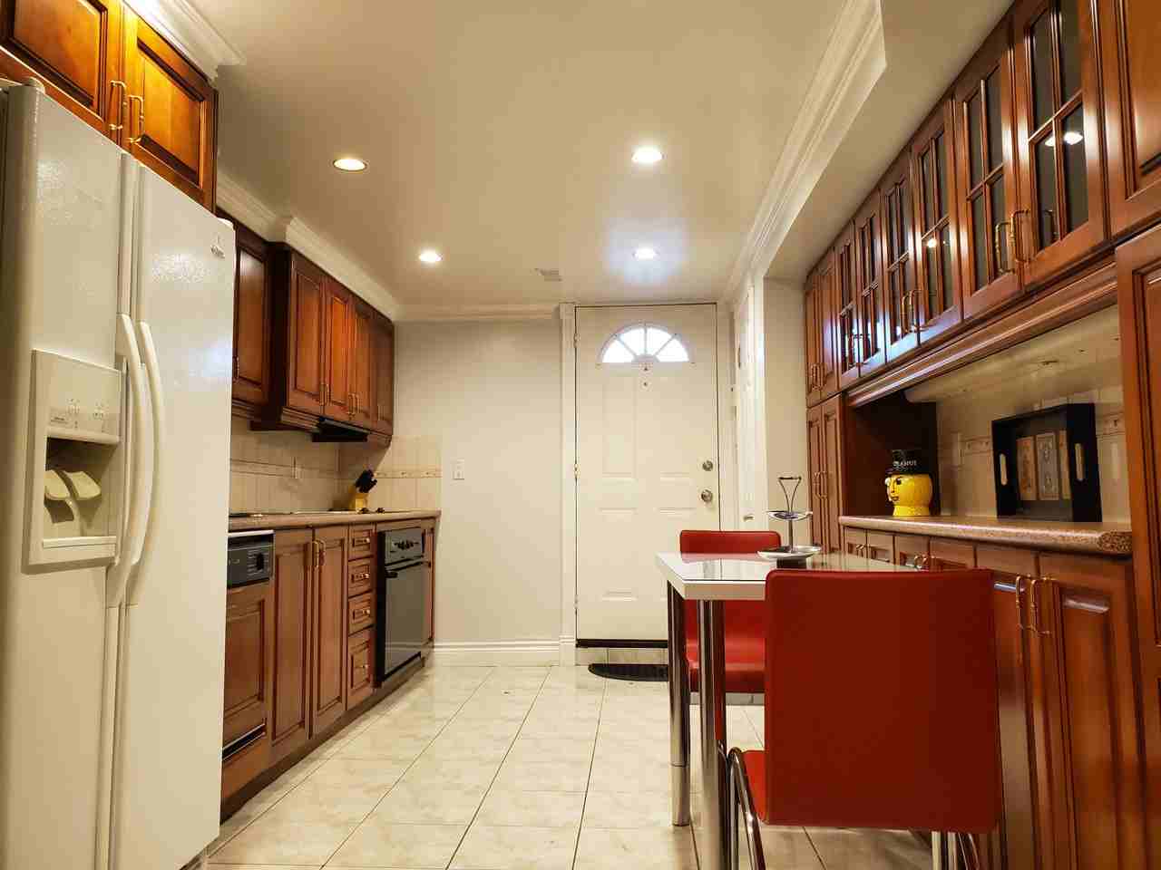 97 Melville Avenue - Photo 3 of 11