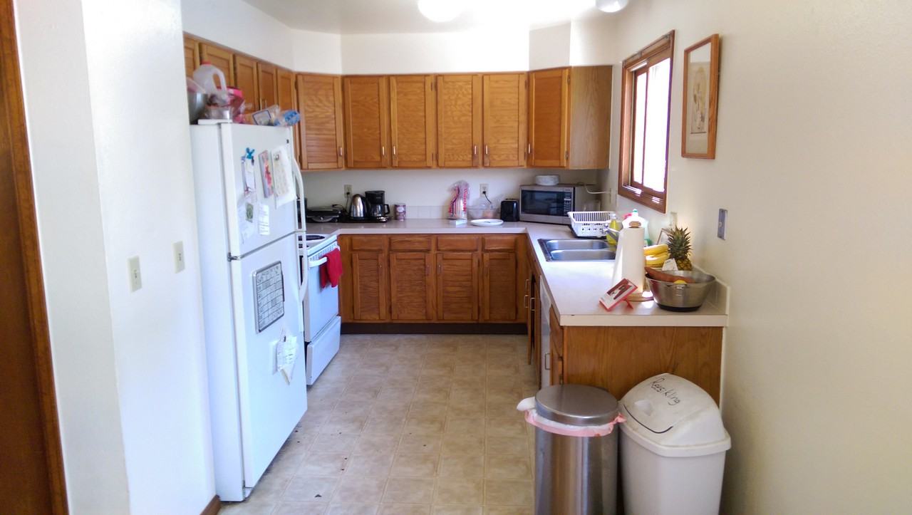 2432 Pine St - Photo 5 of 16