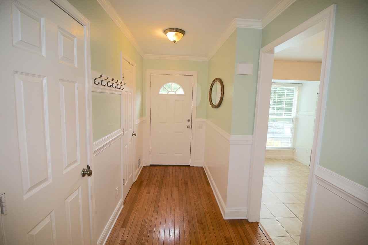 11162 Soldiers Ct - Photo 2 of 34