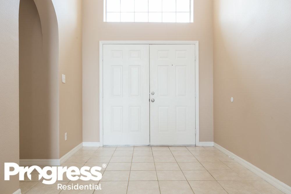 4449 Oakton Dr - Photo 3 of 16