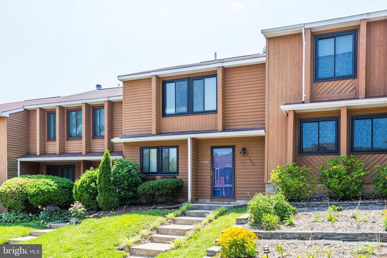 1380 Hazel Nut Ct - Photo 3 of 26