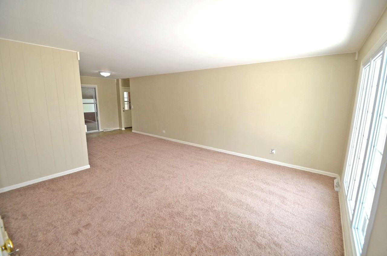 15156 Hiawatha Trl - Photo 2 of 11