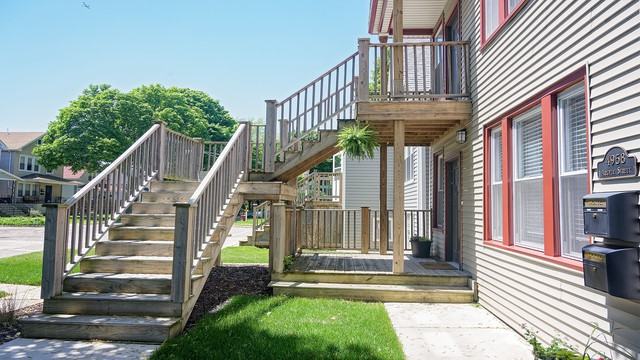 4958 W Argyle St #1 - Photo 3 of 22